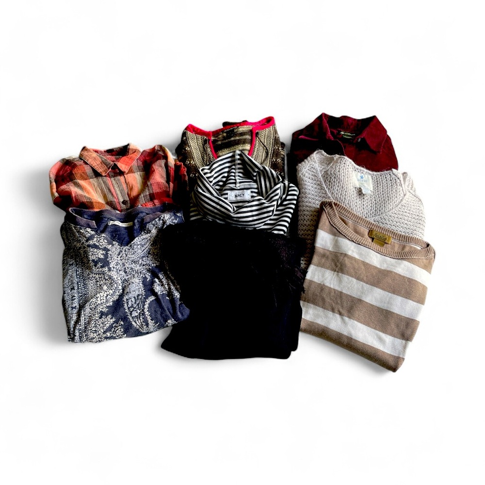 8 Name-Brand Women’s Shirts!
XS, S, M